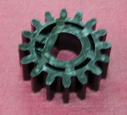 الصين 327F11216468 لـ Fuji Frontier 350370 قطع غيار Minilab الرقمية TEETH D CUT 16 Gear المزود