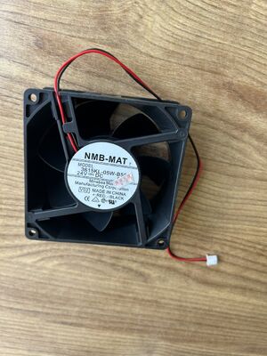 3615KL‐05W‐B59 NMB مروحة تبريد ثلاثية الأسلاك 92×92×38mm DC24V 0.24A قطع غيار بديلة لجهاز معالج المختبر الصورية Konica Digital Minilab المزود