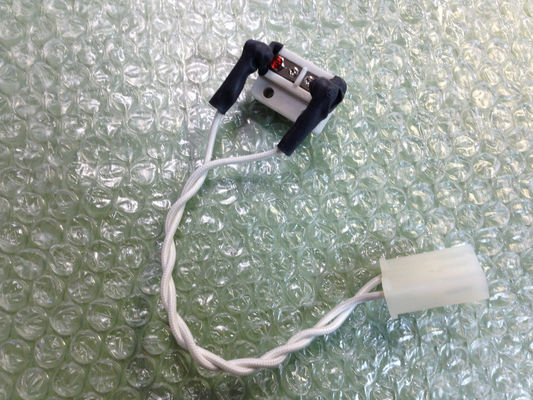 111A6540074 مصباح تسخير فوجي مينيلاب المزود