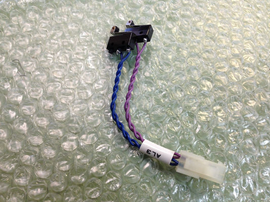 128G03618 Fuji OEM New Minilab Part Micro Switch Assembly المزود