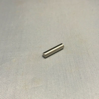 17B7507321 أيضًا 319N2579 Fuji Frontier 330340550 Minilab قطع غيار دبوس المزود