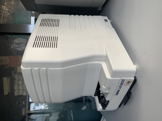 تم استخدام ماسح ضوئي لفيلم Noritsu LS600 مزود بجهاز كمبيوتر ووحدة تحكم EZ المزود